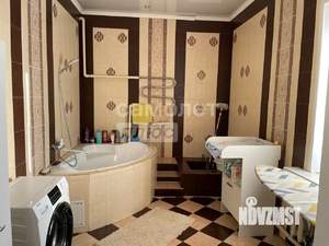 Дом 236м², 2-этажный, участок 10 сот.  