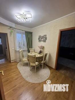 Коттедж 131м&sup2;, 2-этажный, участок 6 сот.  