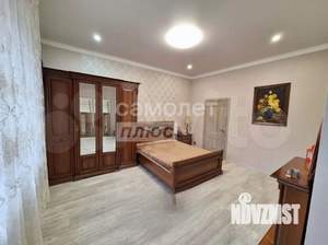 Дом 224м&sup2;, 2-этажный, участок 10 сот.  