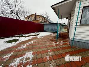 Дом 60м&sup2;, 1-этажный, участок 7 сот.  