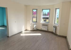 Дом 174м², 2-этажный, участок 10 сот.  