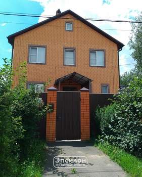 Дом 210м², 2-этажный, участок 10 сот.  