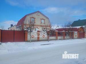 Дом 243м², 2-этажный, участок 10 сот.  