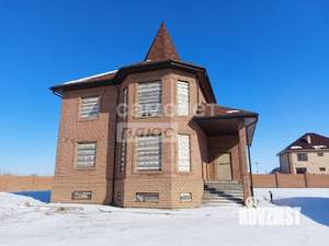 Дом 380м&sup2;, 3-этажный, участок 30 сот.  