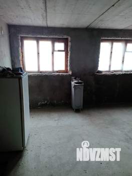 Дом 350м², 2-этажный, участок 10 сот.  
