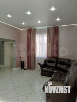 Коттедж 310м², 3-этажный, участок 7 сот.  
