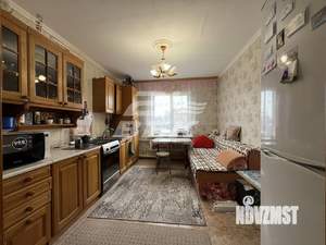Дом 200м², 2-этажный, участок 10 сот.  
