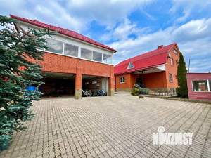 Дом 400м&sup2;, 3-этажный, участок 15 сот.  