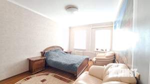 Дом 220м², 3-этажный, участок 8 сот.  
