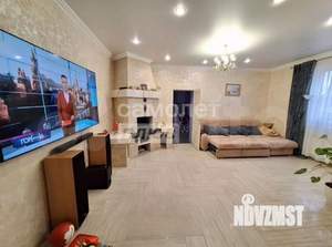 Дом 224м&sup2;, 2-этажный, участок 10 сот.  