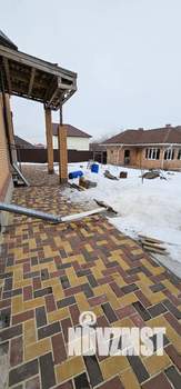 Коттедж 250м&sup2;, 2-этажный, участок 10 сот.  