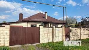 Дом 176м², 1-этажный, участок 9 сот.  