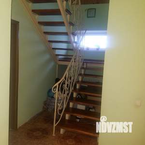 Дом 170м², 2-этажный, участок 10 сот.  