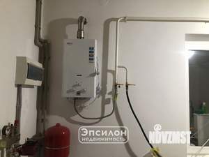 Дом 42м&sup2;, 2-этажный, участок 6 сот.  