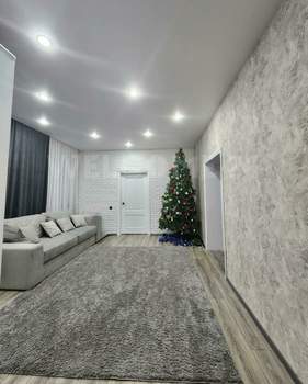 Дом 240м&sup2;, 2-этажный, участок 8 сот.  