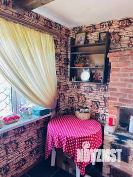 Дом 70м&sup2;, 2-этажный, участок 6 сот.  