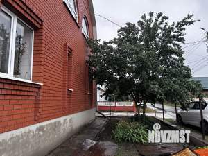 Дом 258м², 3-этажный, участок 12 сот.  