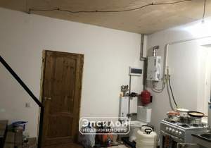 Дом 42м&sup2;, 2-этажный, участок 6 сот.  