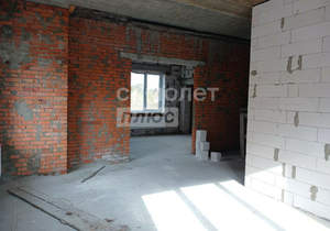 Дом 174м&sup2;, 2-этажный, участок 7 сот.  