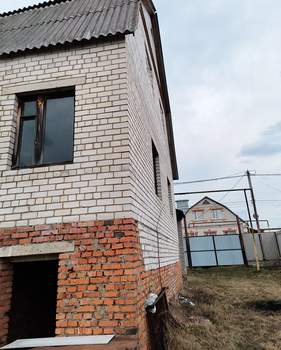 Дом 350м², 2-этажный, участок 10 сот.  