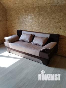 Дом 35м&sup2;, 2-этажный, участок 6 сот.  