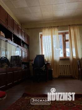 Дом 300м², 2-этажный, участок 10 сот.  
