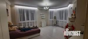 Дом 390м², 2-этажный, участок 10 сот.  
