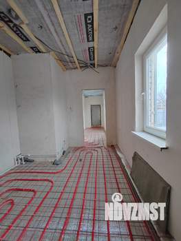 Дом 147м&sup2;, 2-этажный, участок 7 сот.  