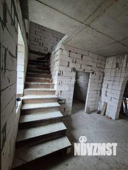 Дом 173м², 2-этажный, участок 5 сот.  