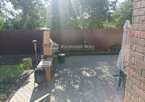 Дом 250м², 3-этажный, участок 4 сот.  