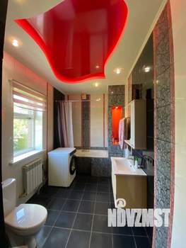 Коттедж 145м², 2-этажный, участок 10 сот.  