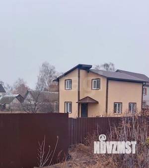 Дом 100м&sup2;, 2-этажный, участок 5 сот.  