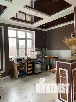 Дом 246м&sup2;, 2-этажный, участок 10 сот.  