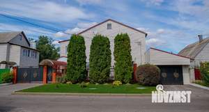 Дом 175м&sup2;, 2-этажный, участок 10 сот.  