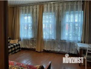 Дом 40м&sup2;, 2-этажный, участок 6 сот.  