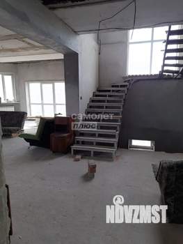 Коттедж 280м², 2-этажный, участок 11 сот.  