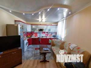 Дом 258м², 2-этажный, участок 12 сот.  