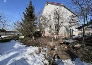 Дом 278м&sup2;, 3-этажный, участок 15 сот.  