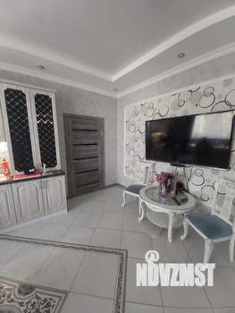 Дом 180м², 2-этажный, участок 5 сот.  