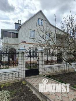 Дом 180м², 2-этажный, участок 11 сот.  