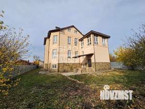 Дом 820м&sup2;, 3-этажный, участок 13 сот.  