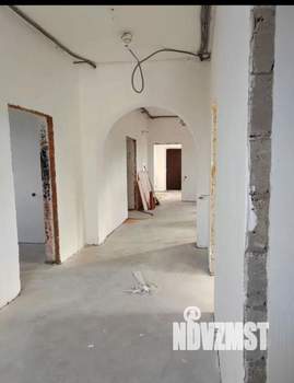 Дом 240м², 2-этажный, участок 4 сот.  