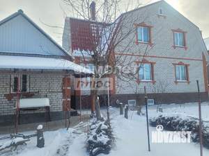 Дом 243м&sup2;, 2-этажный, участок 10 сот.  