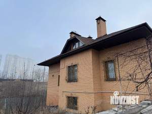 Коттедж 320м², 2-этажный, участок 10 сот.  