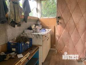 Дом 30м&sup2;, 2-этажный, участок 5 сот.  