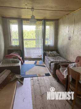 Дом 30м&sup2;, 2-этажный, участок 5 сот.  