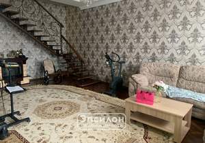 Дом 237м&sup2;, 2-этажный, участок 10 сот.  