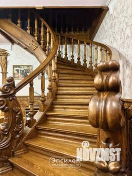 Дом 787м&sup2;, 3-этажный, участок 21 сот.  