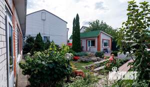 Дом 175м&sup2;, 2-этажный, участок 10 сот.  