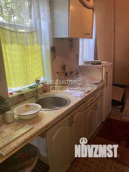 Дом 30м&sup2;, 2-этажный, участок 5 сот.  